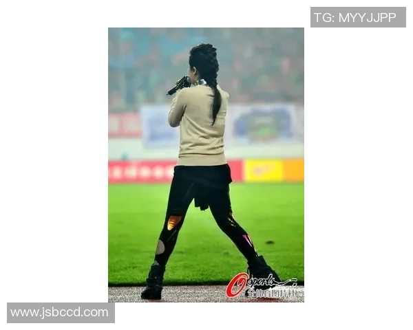 足球明星魅力瞬间集锦尽显风采与激情的美丽照片合集